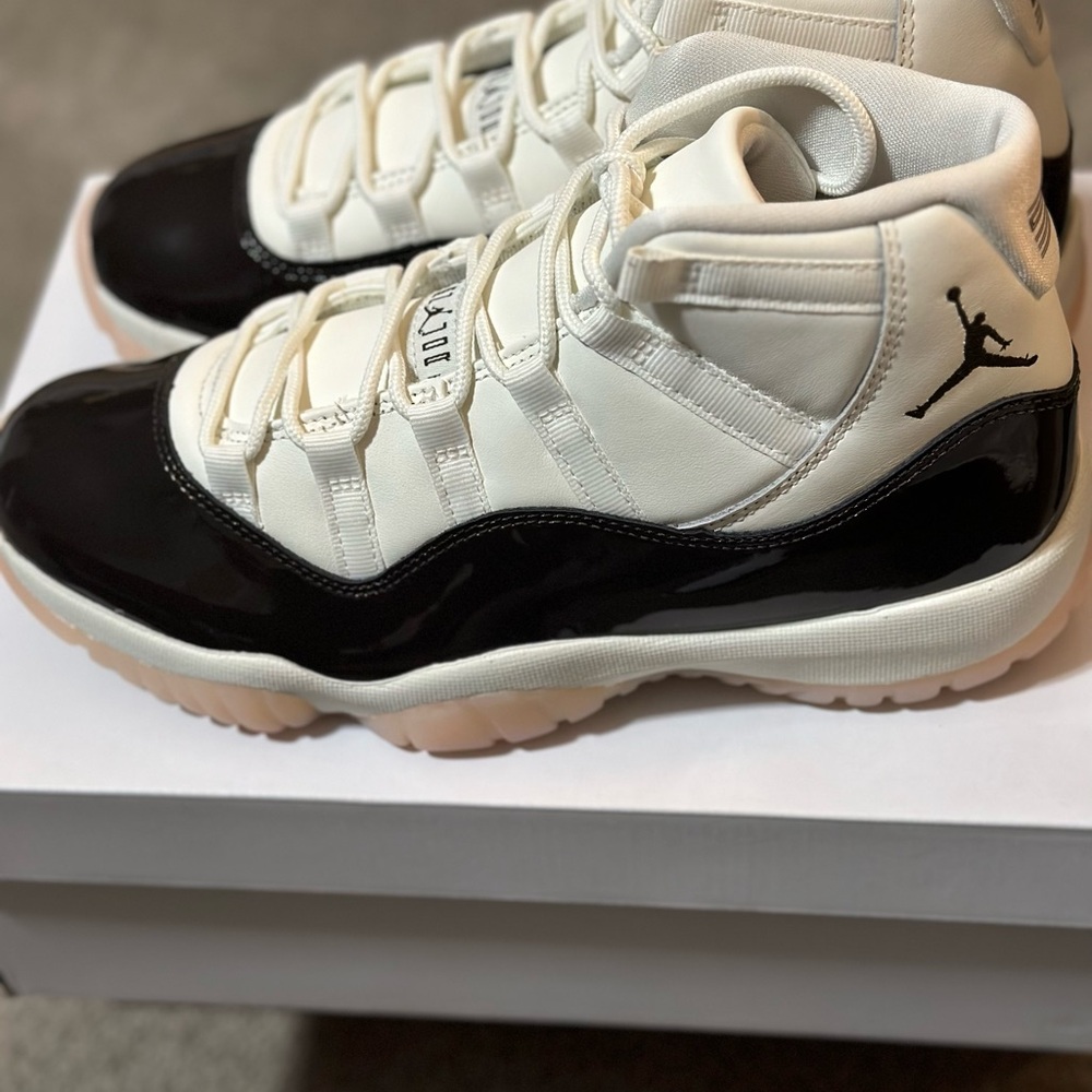 Air Jordan 11 Retro Sneakers